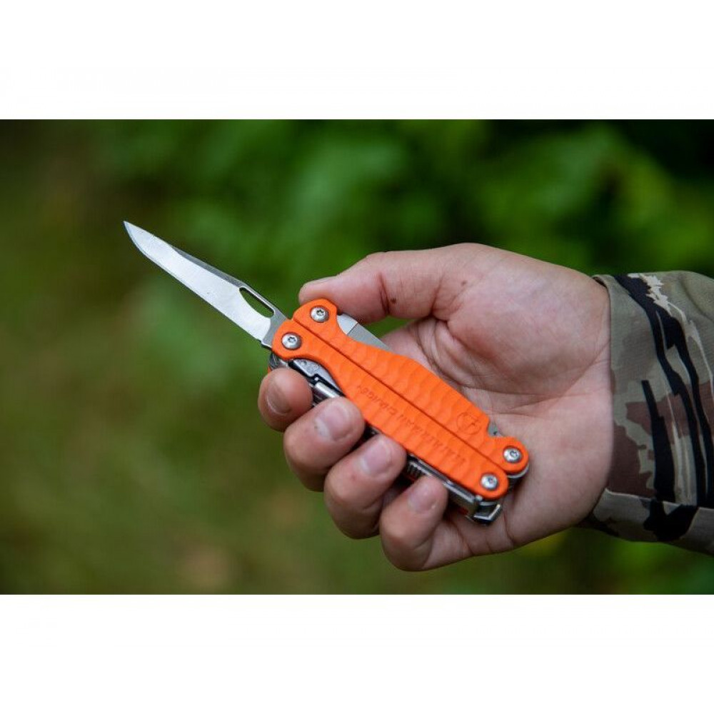 Мультиінструмент Leatherman CHARGE PLUS ORANGE, синтетичний чохол, карт. кор., метрич. біти