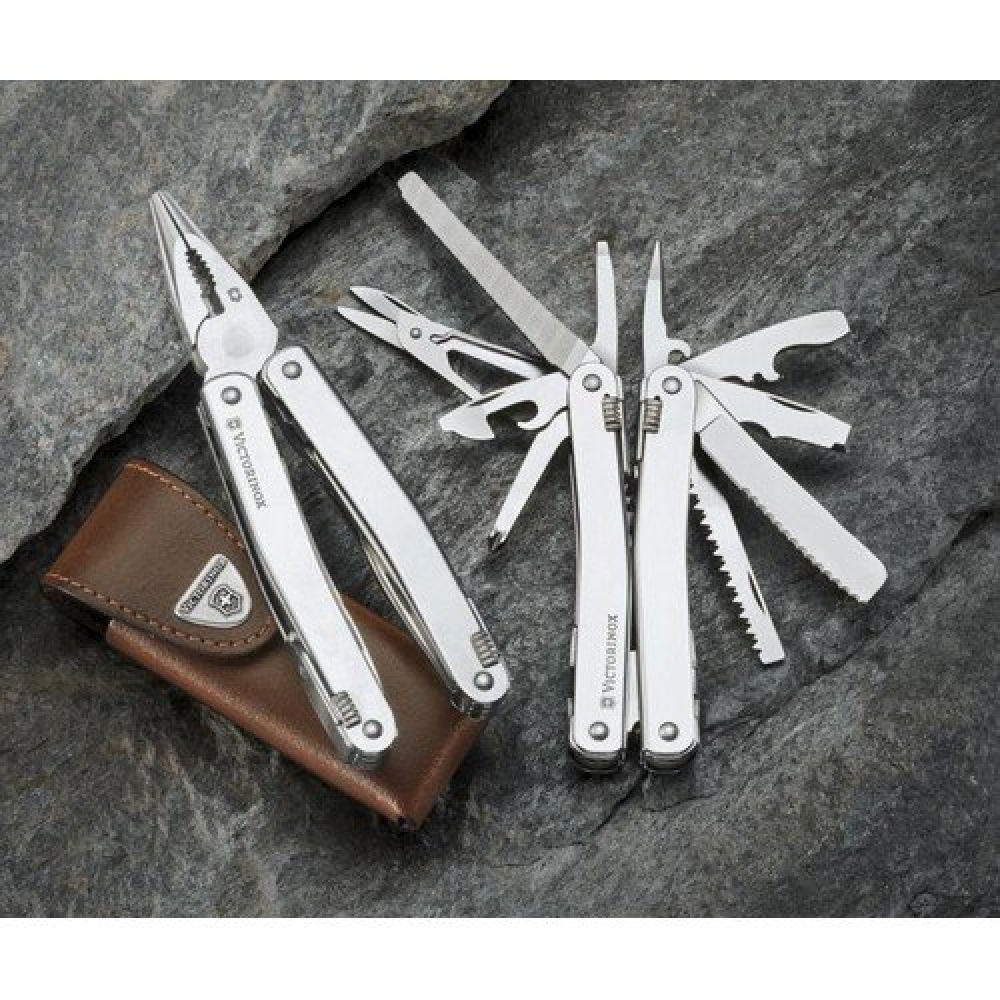 Мультитул Victorinox 3.0223.L1